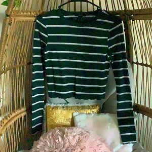 (cute) Green long sleeve crop shirt